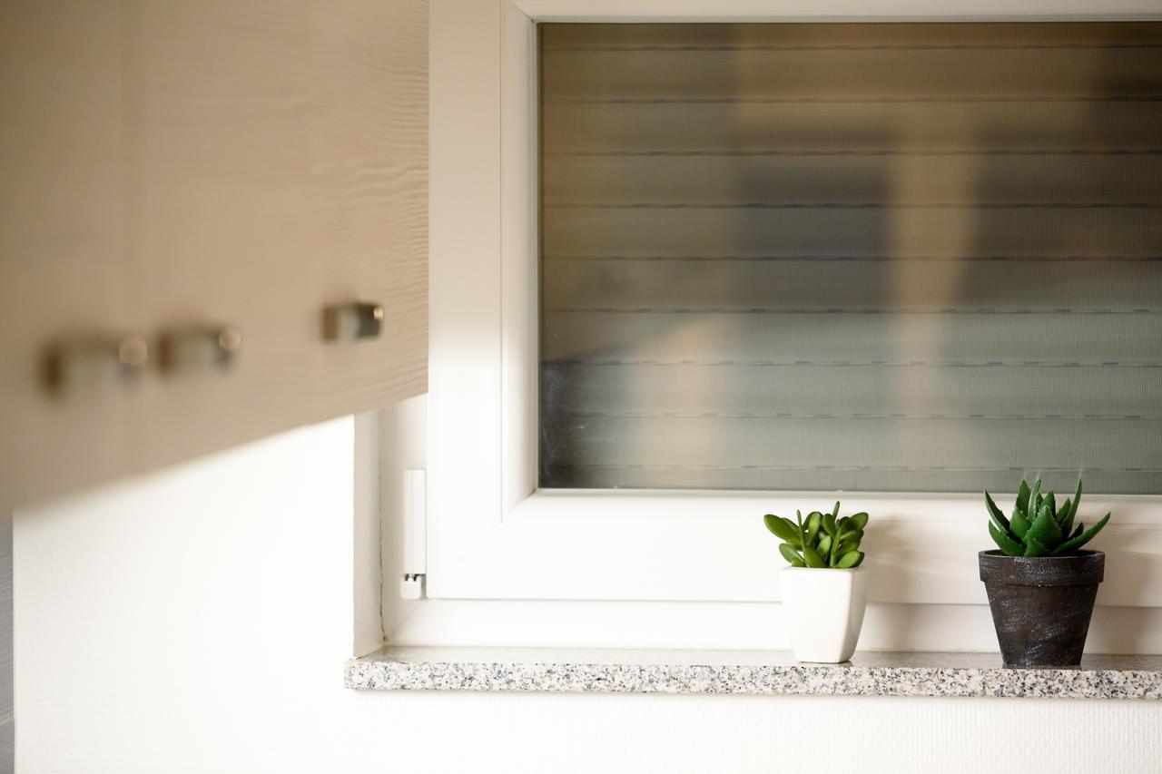 Apartmani Orhideja Gornji Karin Ngoại thất bức ảnh