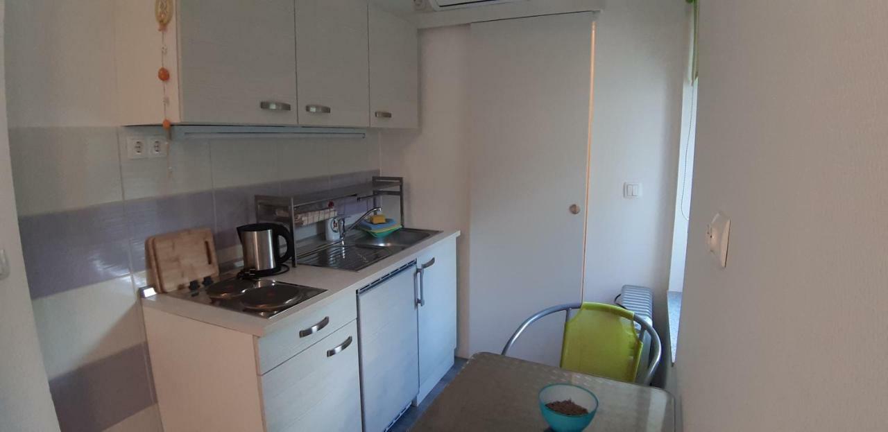 Apartmani Orhideja Gornji Karin Ngoại thất bức ảnh